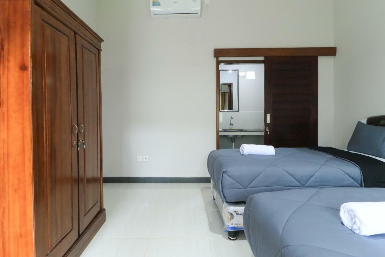 Prasada Guesthouse Canggu  Bagian luar foto